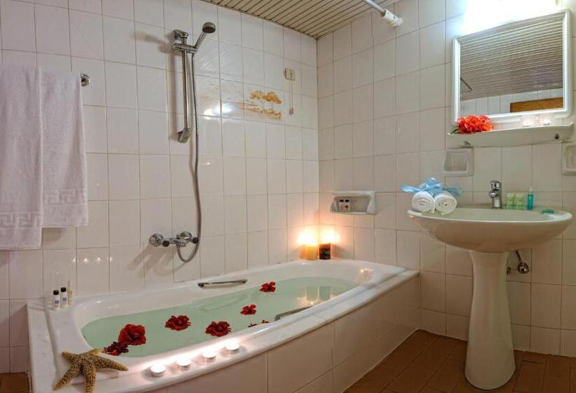 套房带园景, Malia Mare