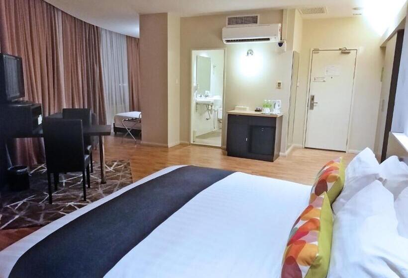 家庭间, The Limetree