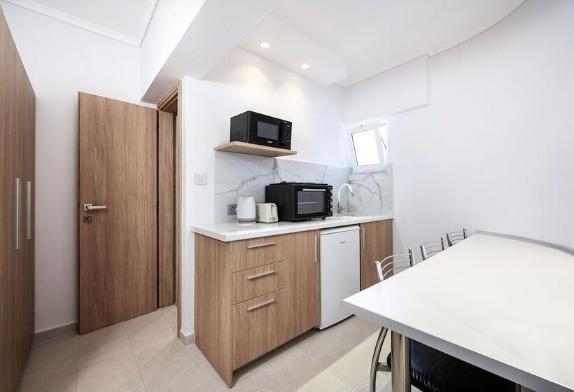 استودیوی استاندارد, Poseidon Hotel And Apartments