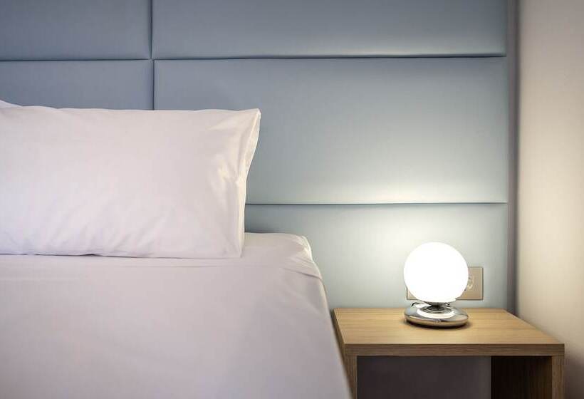 استودیوی استاندارد, Poseidon Hotel And Apartments