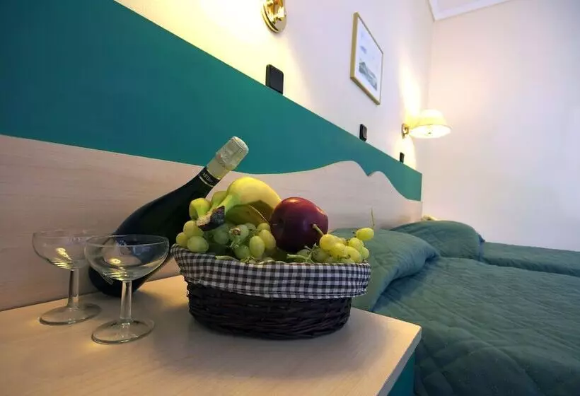 اتاق استاندارد یک نفره, Poseidon Hotel And Apartments