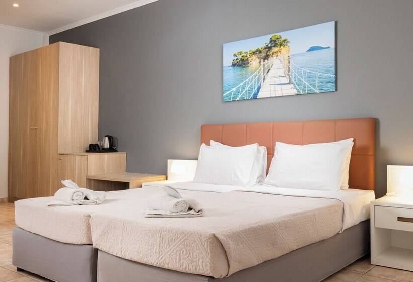 اتاق خانوادگی, Cameo Beach Resort