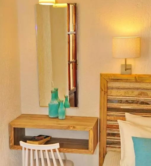 اتاق استاندارد, Cleopatra Apartments