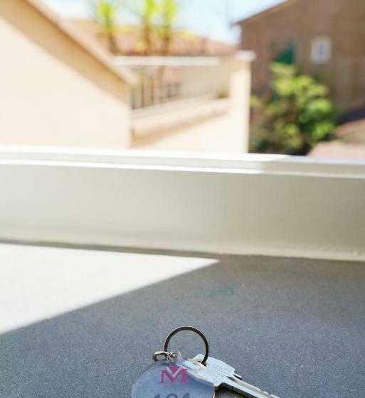 اتاق عادی, Albergo Moderno