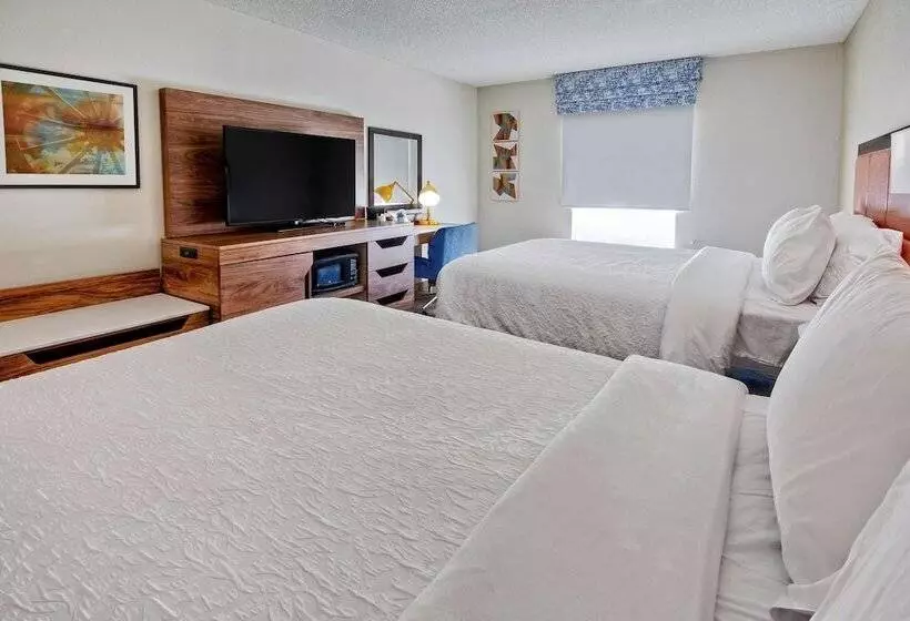 スタンダードルーム, Hampton Inn Van Buren