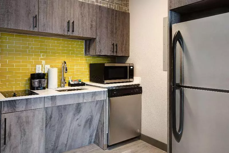 キングサイズベッドのスイートルーム, Homewood Suites Lexington Hamburg