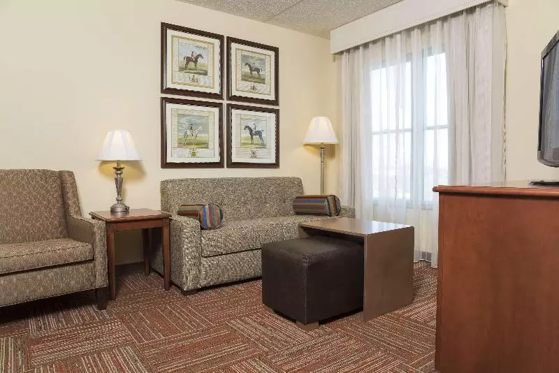 キングサイズベッドのスイートルーム, Homewood Suites Lexington Hamburg