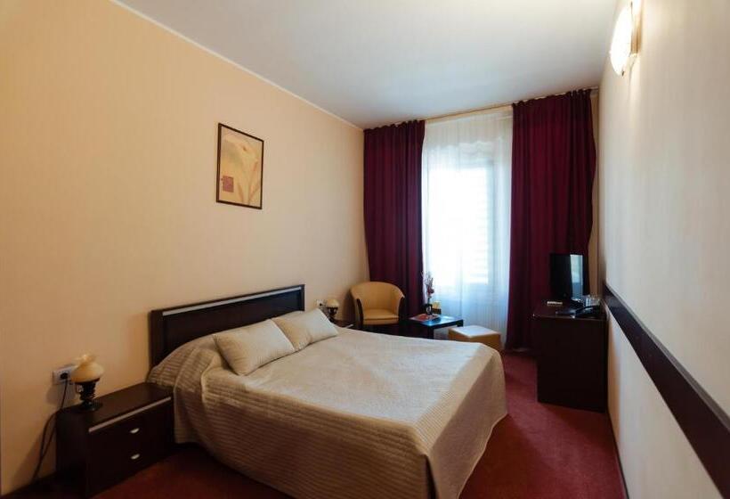 Номер Стандарт, Magnus Galati