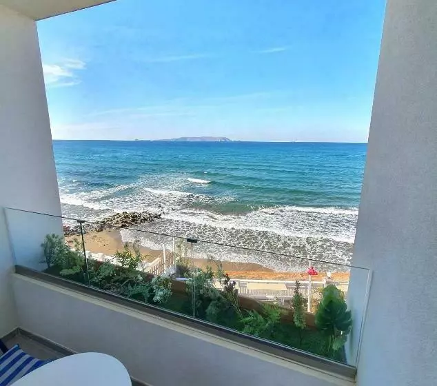 オーシャンビュースーペリアールーム, Sunset Beach