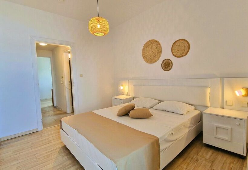 اتاق سوپریور با چشمانداز باغ, Sunset Beach