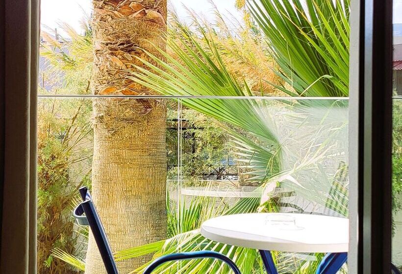 اتاق سوپریور با چشمانداز باغ, Sunset Beach