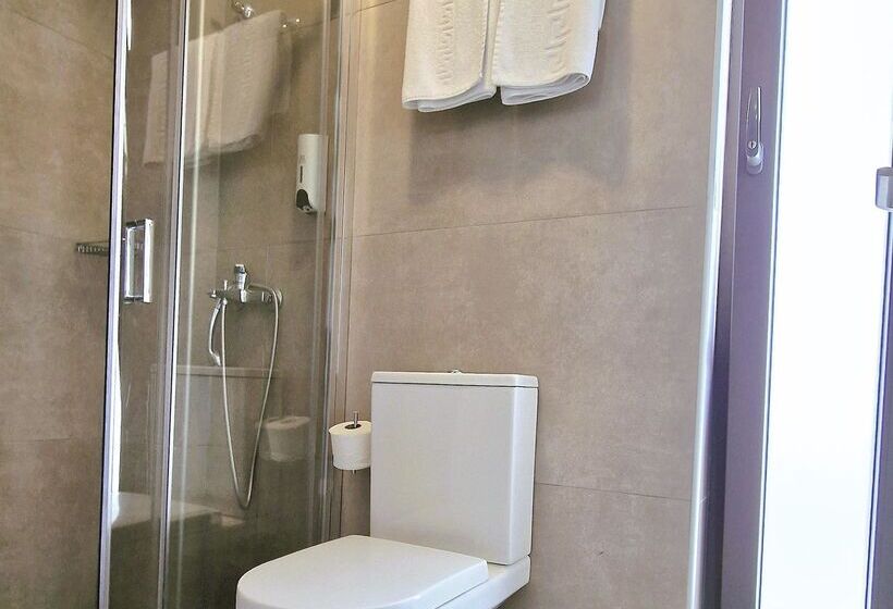 سوییت جونیور با چشمانداز دریا, Sunset Beach