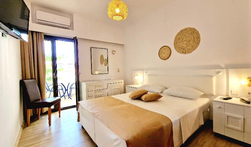 اتاق سوپریور با چشمانداز باغ, Sunset Beach