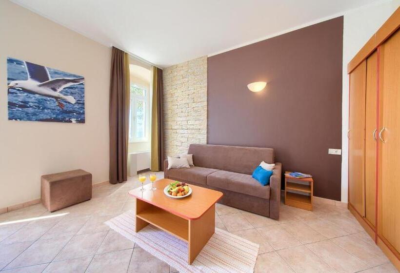 סוויטה נוף לים, Villa Tamaris   Hotel Resort Dražica