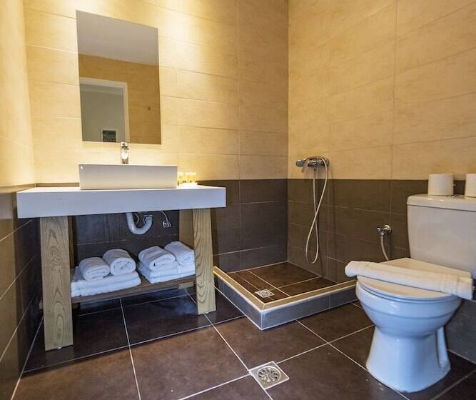 اتاق خانوادگی با چشمانداز دریا, Cameo Beach Resort