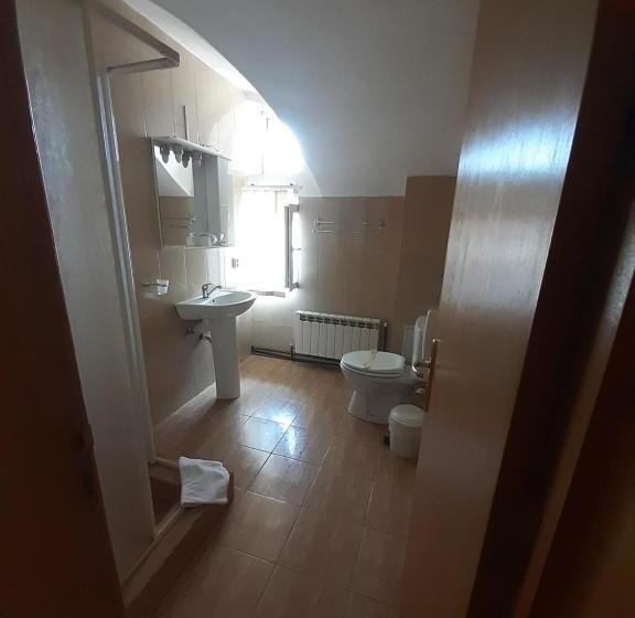 اتاق استاندارد سه نفره, Casa Traiana