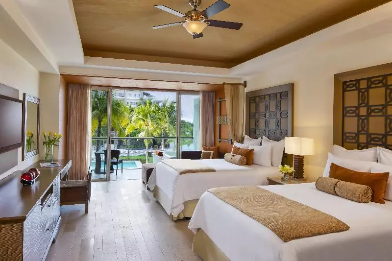 庭の見えるジュニアスイート, Dreams Vallarta Bay Resorts & Spa   All Inclusive
