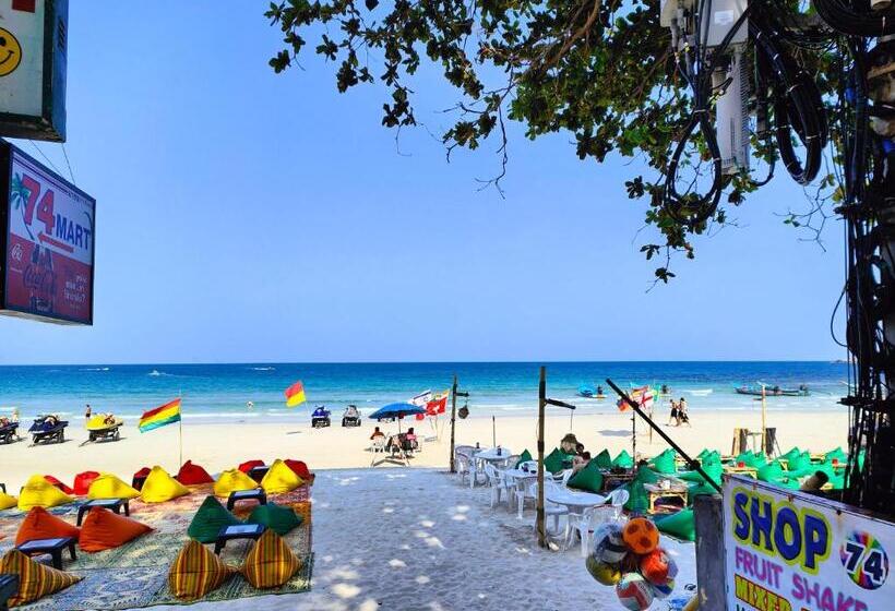 Négyágyas Standard Szoba, 74 Guest House Haad Rin