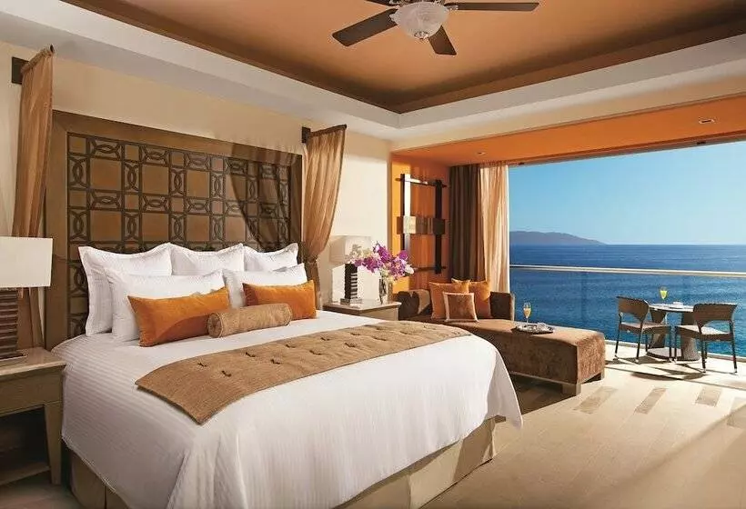 キングサイズベッドのジュニアスイート, Dreams Vallarta Bay Resorts & Spa   All Inclusive