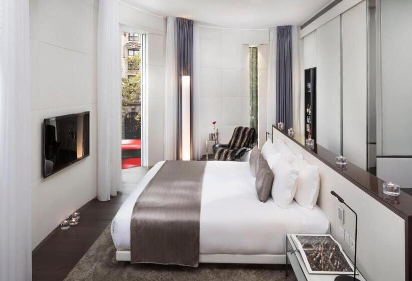 Студия Стандарт, Me London By Melia   Covent Garden
