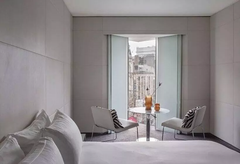 シティビューのスーペリアルーム, Me London By Melia   Covent Garden