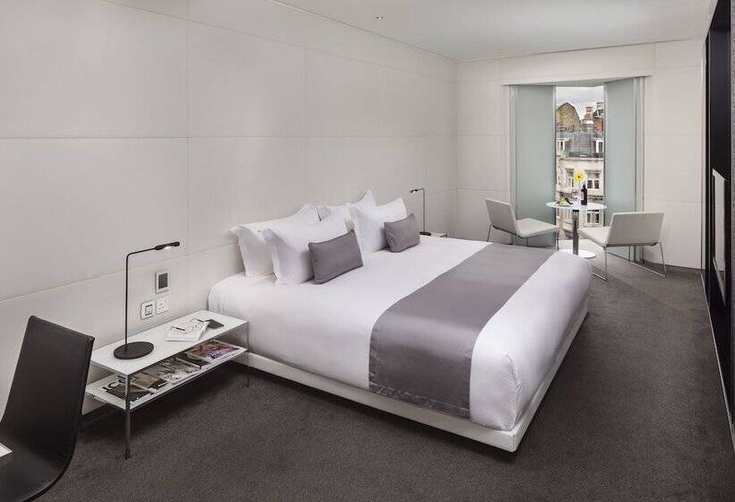 غرفة سوبيريور مطلة على المدينة, Me London By Melia   Covent Garden