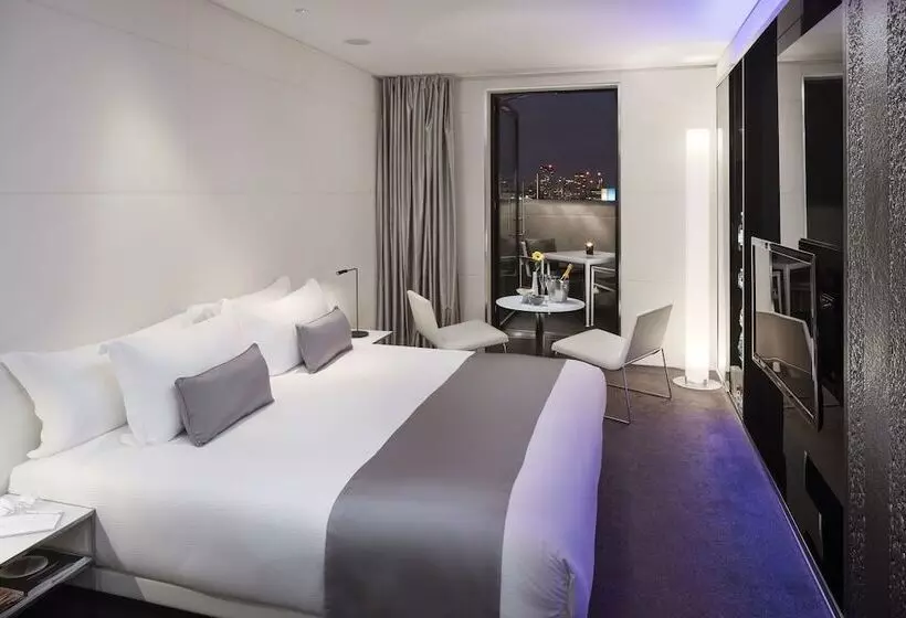 リバービュースーペリアールーム, Me London By Melia   Covent Garden