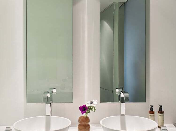 جناح 3 غرف نوم, Me London By Melia   Covent Garden