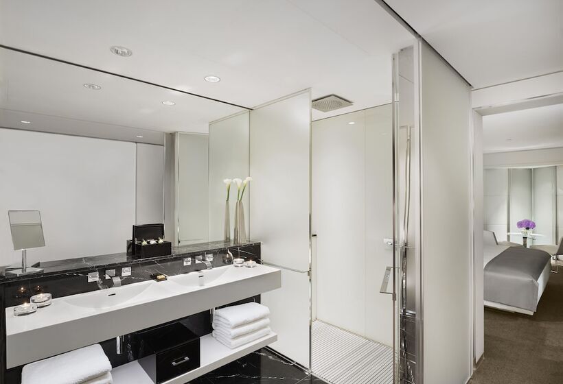 جناح 3 غرف نوم, Me London By Melia   Covent Garden