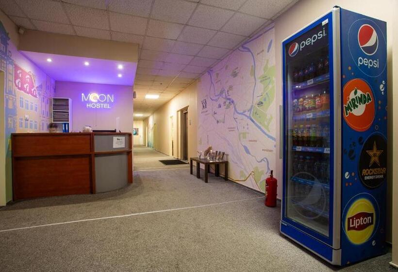 غرفة قياسية حمام مشترك, Moon Hostel Wrocław