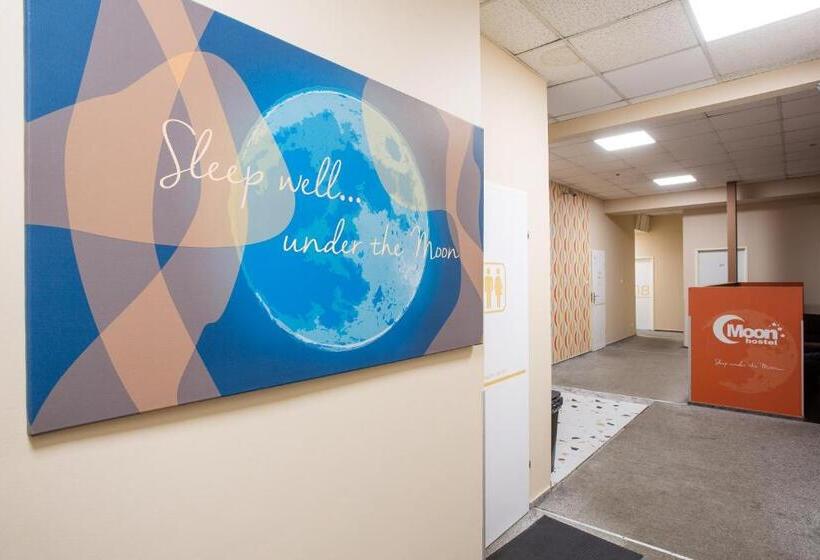 غرفة قياسية ثلاثية حمام مشترك, Moon Hostel Wrocław