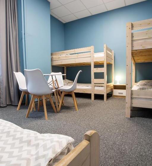 غرفة عائلية, Moon Hostel Wrocław