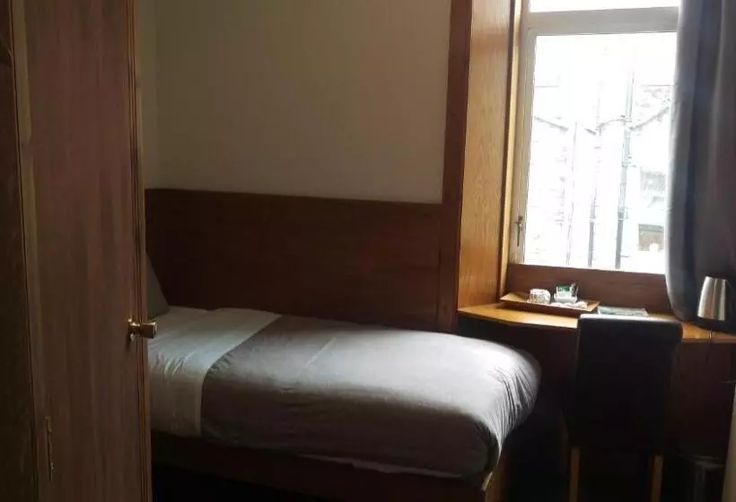 اتاق استاندارد یک نفره, Cambridge House