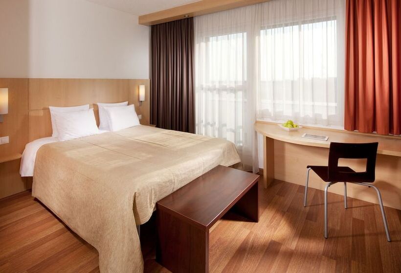 اتاق سوپریور, Comfort Hotel Olomouc Centre
