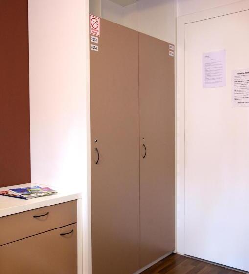 غرفة قياسية رباعية, Funk Lounge Hostel