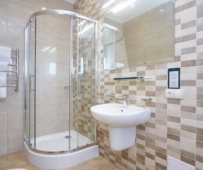 اتاق سوپریور, Alexandrovskiy