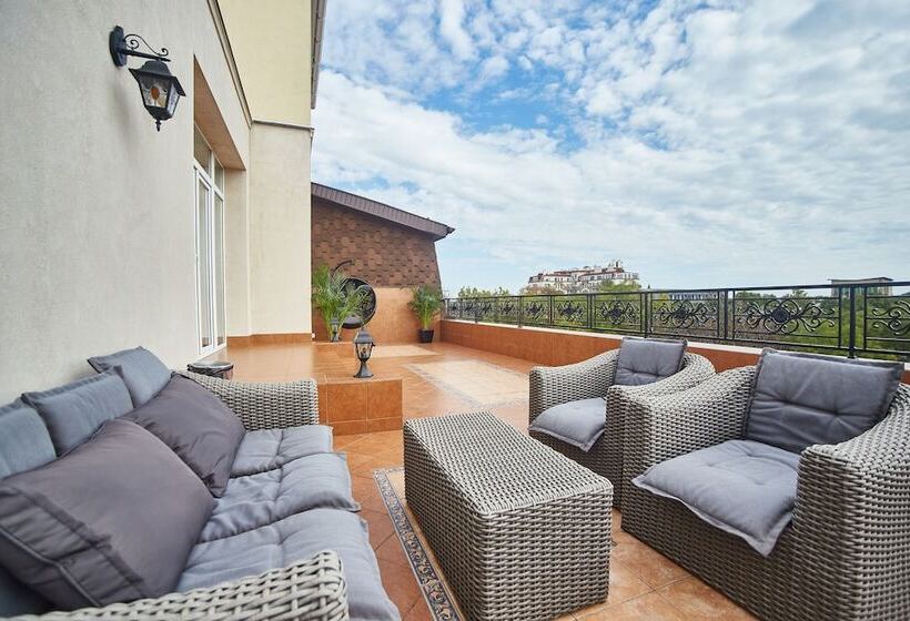 Suite with Terrace, Alexandrovskiy