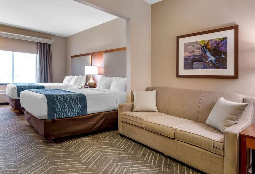 جناح, Comfort Inn & Suites Mountain Iron And Virginia