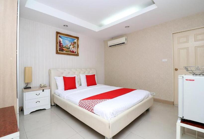 اتاق استاندارد, Diamond Residence Silom