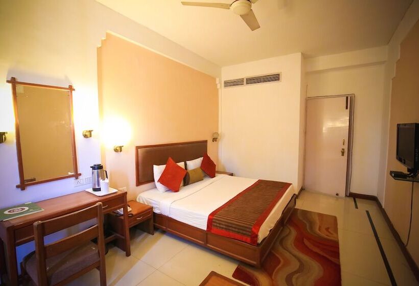 Номер Deluxe, Gwalior Regency