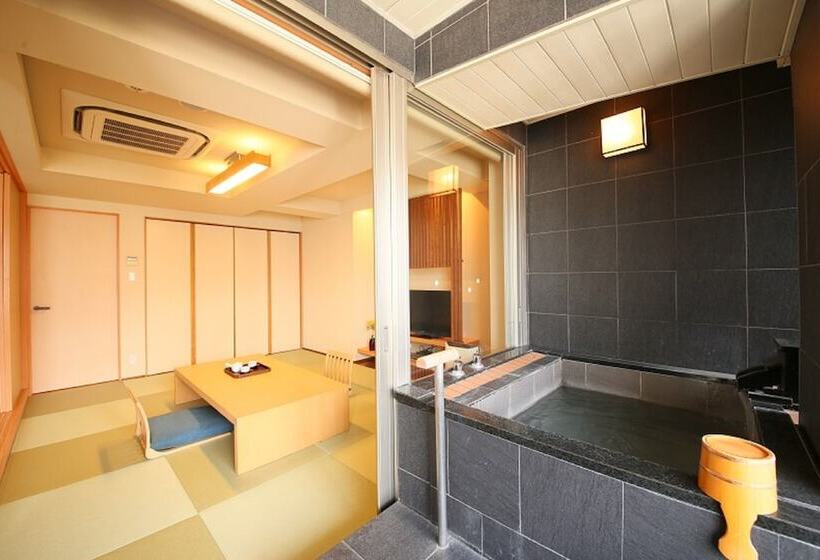 سوئیت کلاسیک, Lakeland Hotel Mizunosato