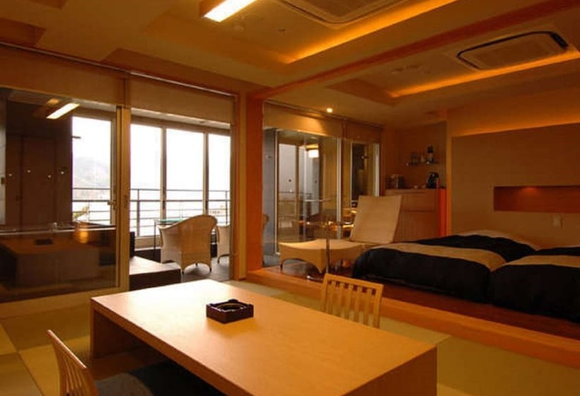 سوئیت کلاسیک, Lakeland Hotel Mizunosato