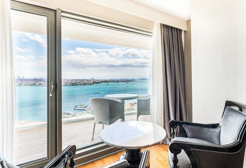 سوئیت رویال, Opera Hotel Bosphorus