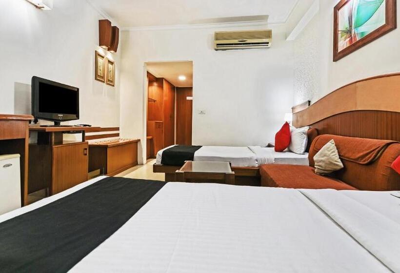 Номер Superior, Royal Empire