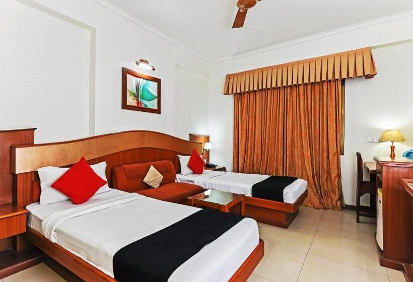 Номер Deluxe, Royal Empire