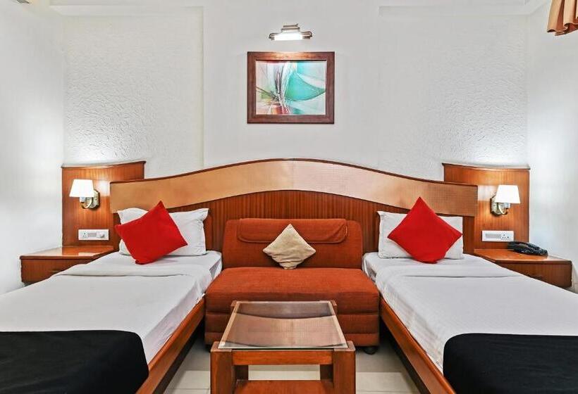 Номер Deluxe, Royal Empire