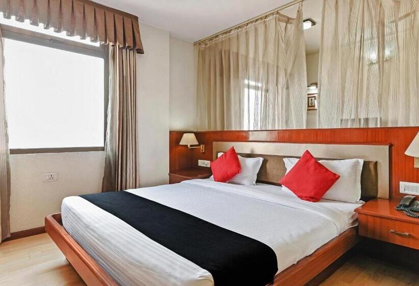 Президентский Люкс, Royal Empire