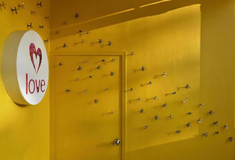 デラックスルーム, The Park Calangute Goa