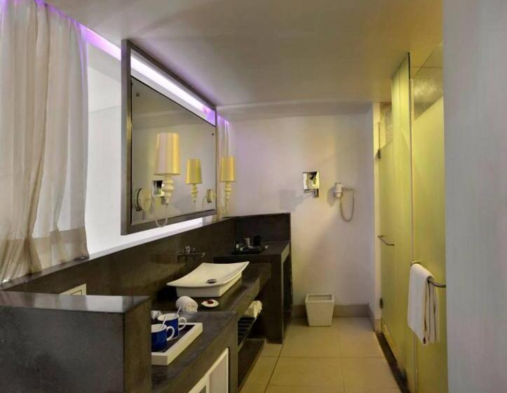 デラックスルーム, The Park Calangute Goa