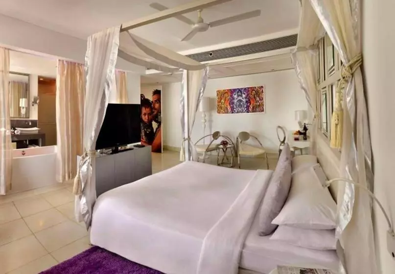オーシャンビューデラックススイート, The Park Calangute Goa